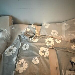 Gray Floral-Print Men's Hoodie Sweatshirt